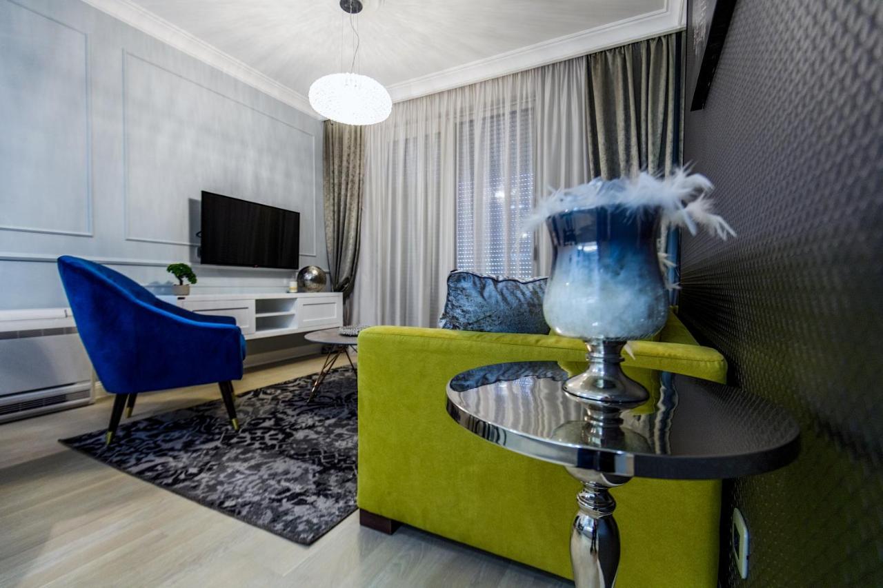 Divine Luxury Apartment Purple Zara Esterno foto