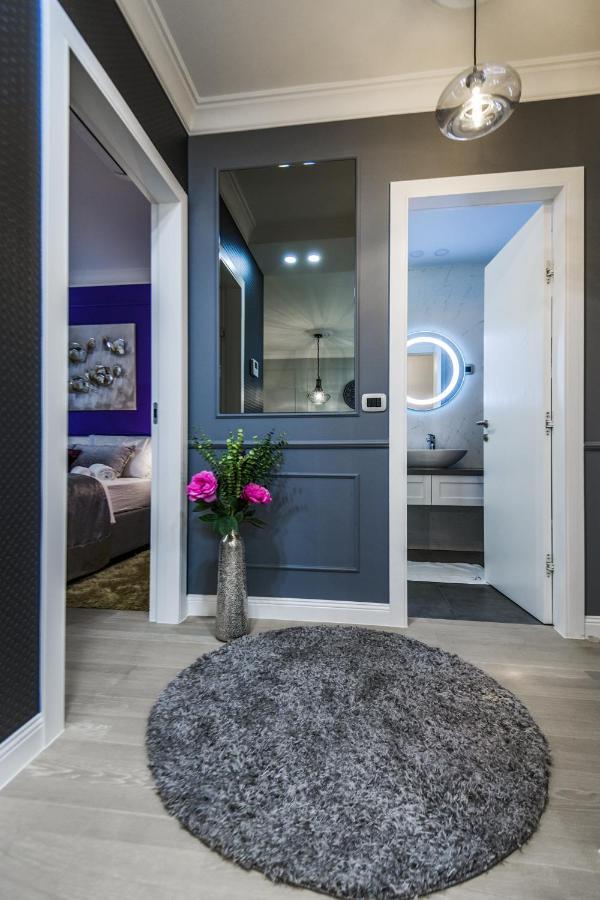 Divine Luxury Apartment Purple Zara Esterno foto